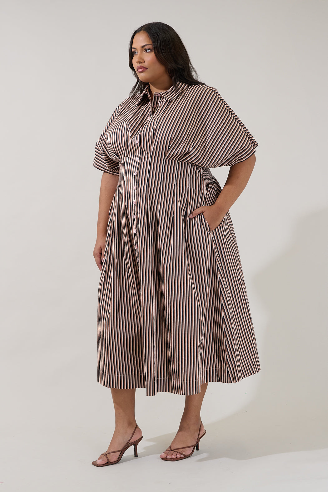 Wilderra Pleated Midi Dress Tiramisu Curve