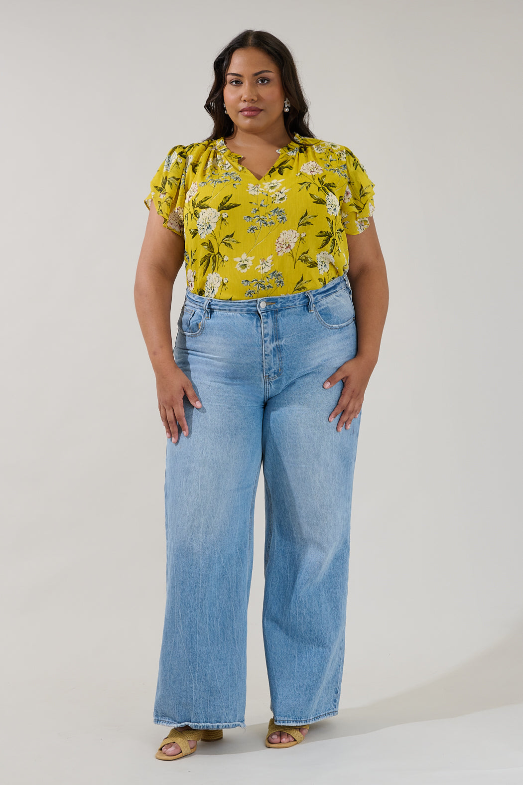 Montie Ruffle Blouse Verisa Floral Curve