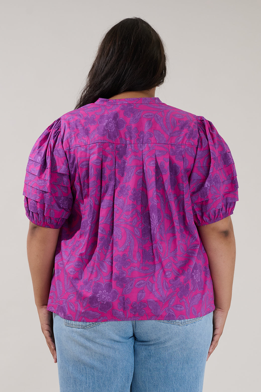 Court Button Down Top Floral Curve