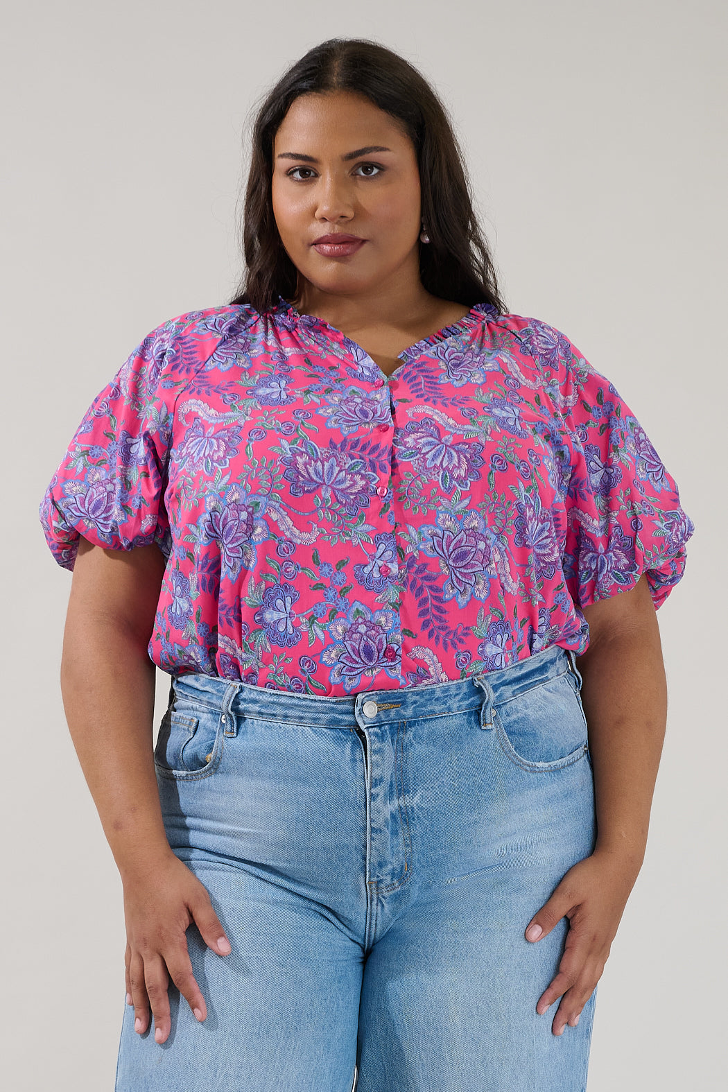 Avy Button Down Top Floral Curve