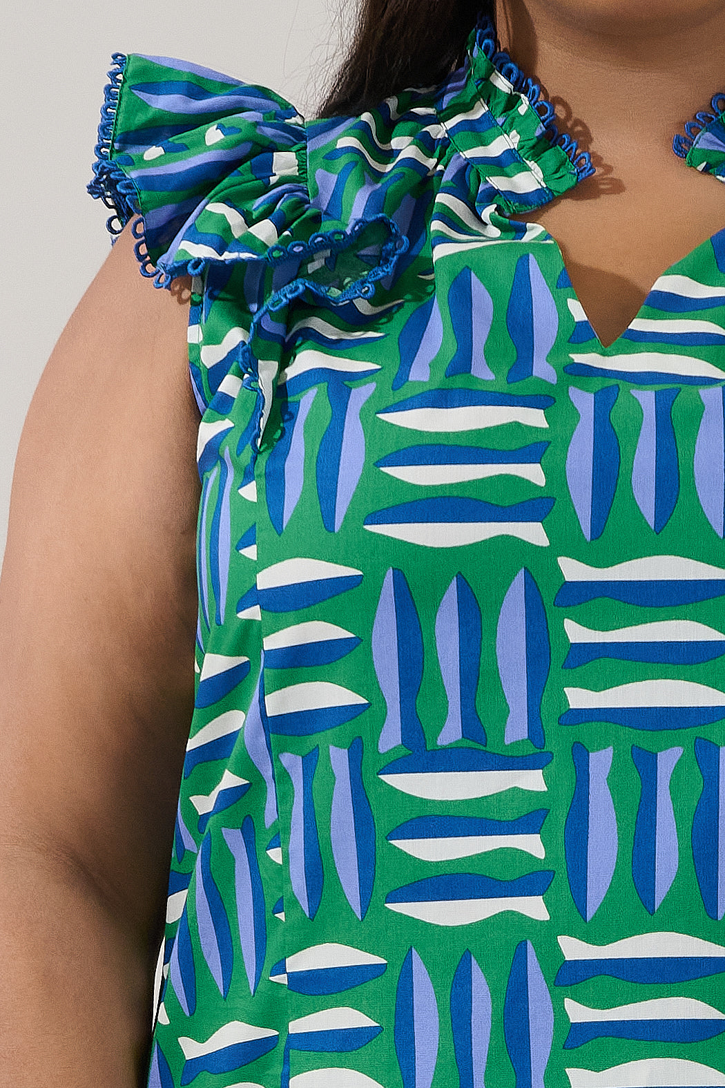 Rayen Ruffle Top Marlin Curve