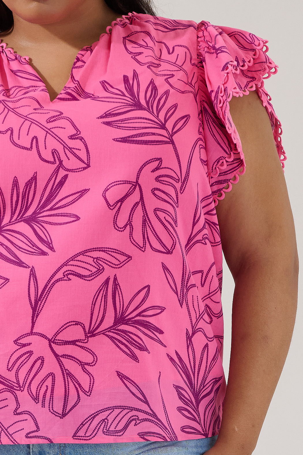 Ema Ruffle Top Dillie Floral Curve