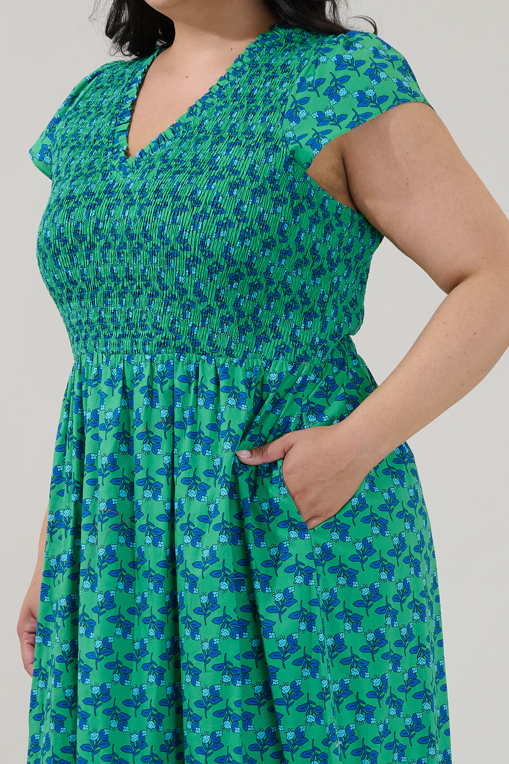 Liora Smocked Midi Dress Floral Curve