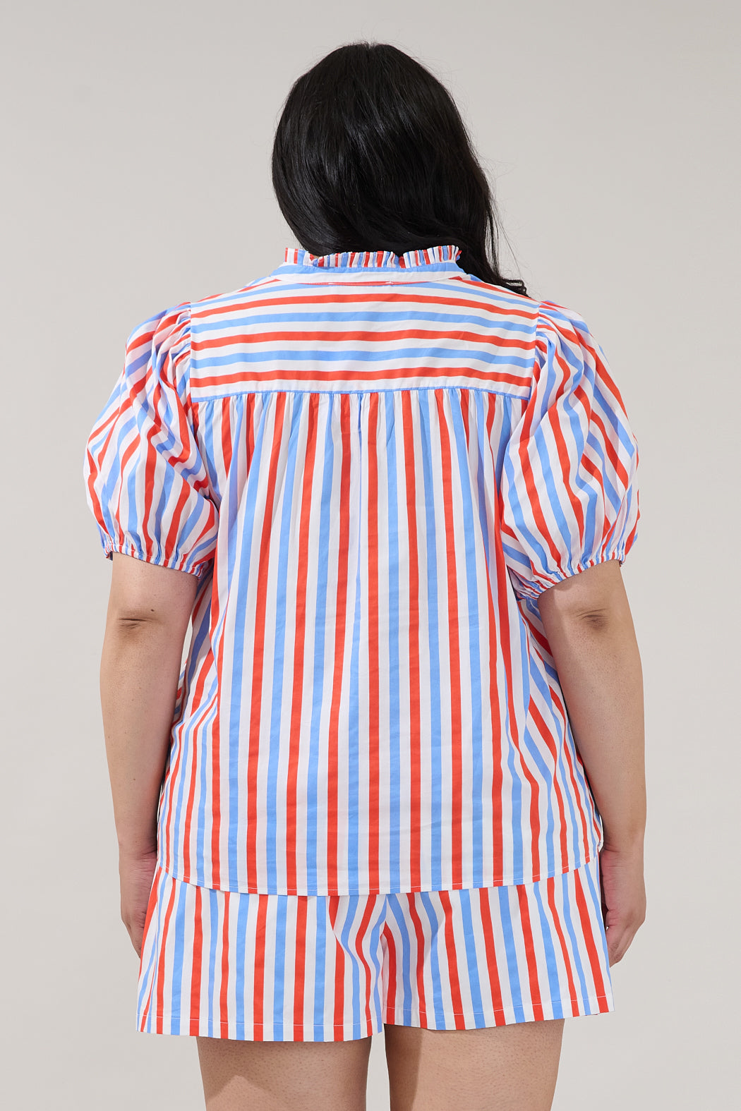 Daly Split Neck Top Stripe Curve