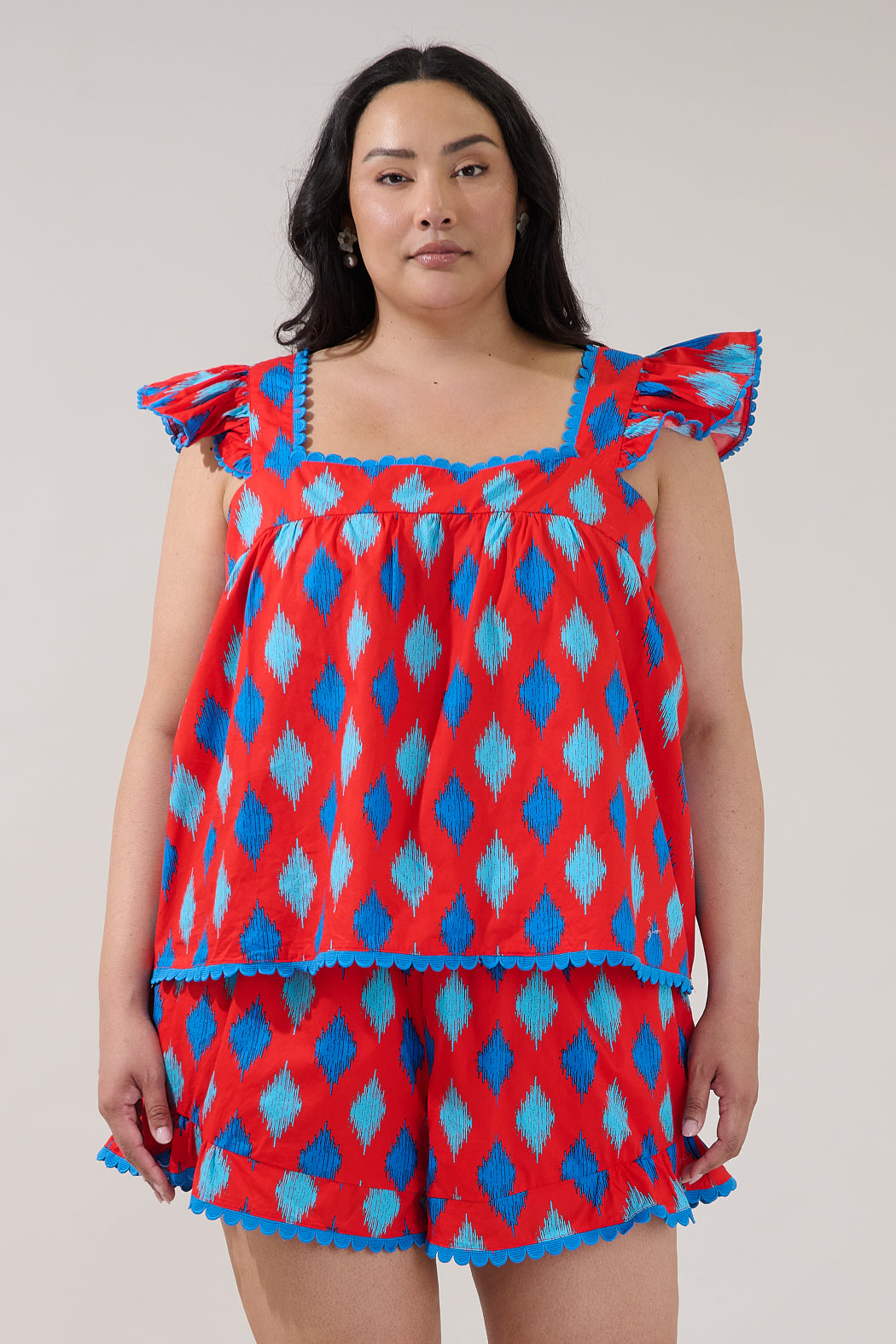 Ada Ruffle Top Abstract Curve