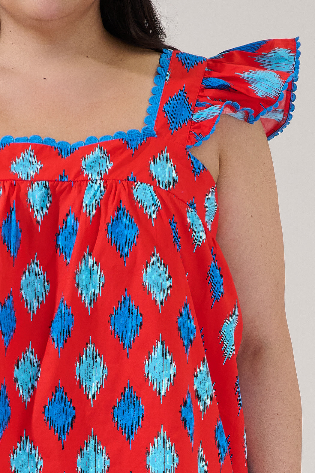 Ada Ruffle Top Abstract Curve