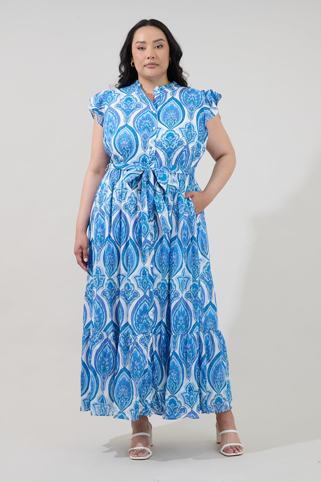 Riah Button Down Maxi Dress Medallion Curve