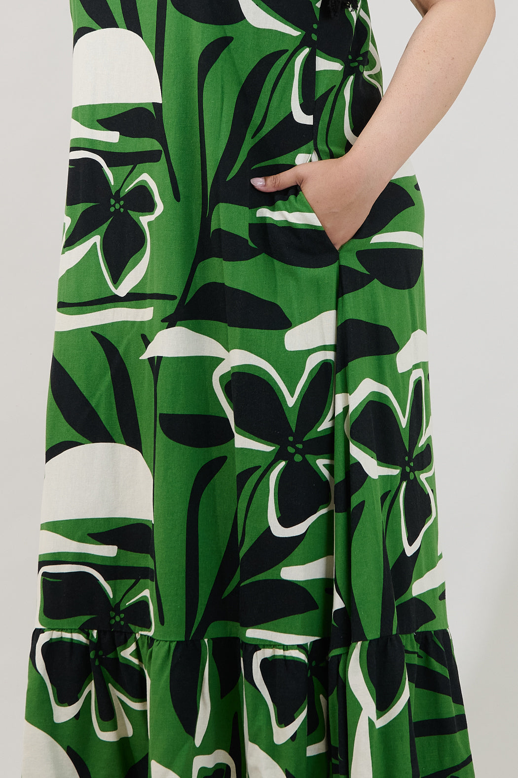 Veth Shift Maxi Dress Rainforest Curve