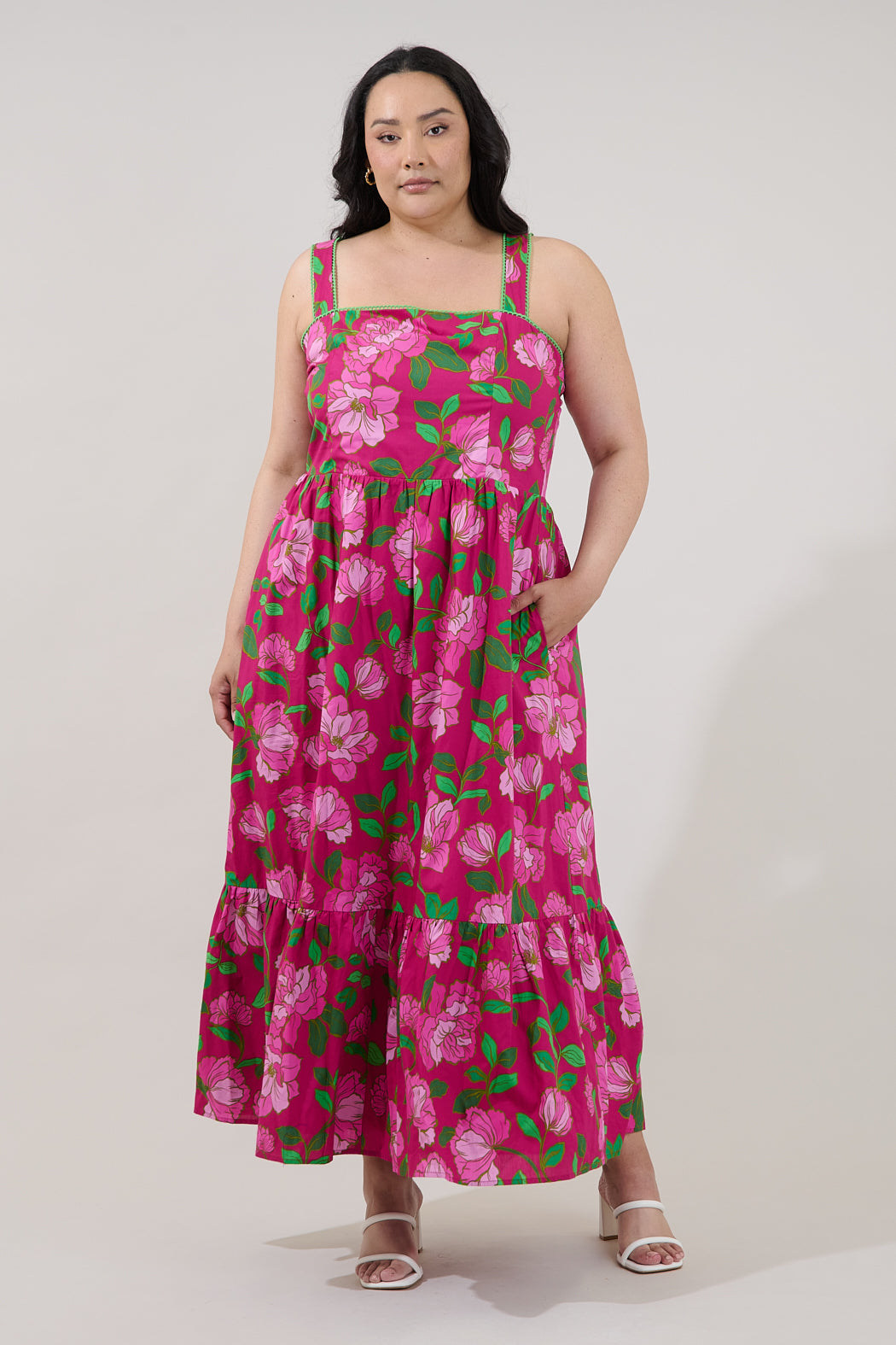 Krisy Sleeveless Maxi Dress Floral Curve