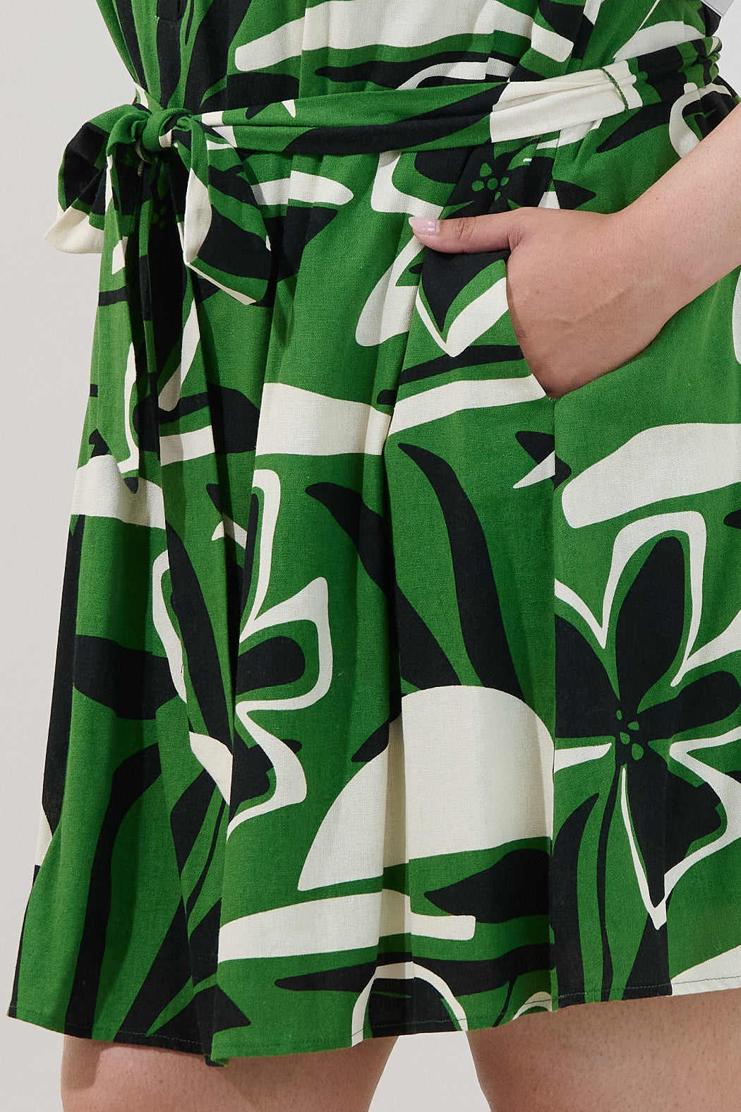 Samrie Shift Mini Dress Rainforest Curve