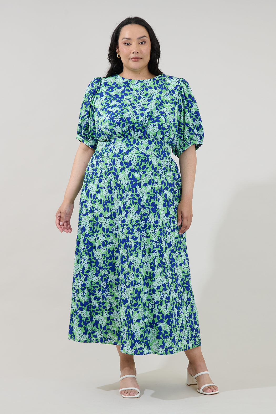 Iriela Smocked Maxi Dress Floral Curve
