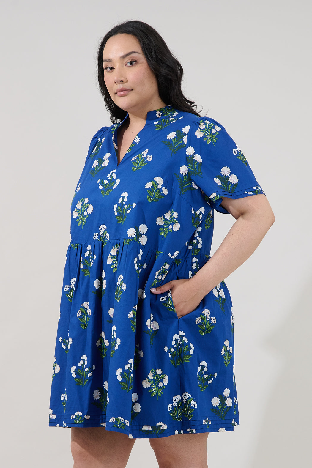 Requis Shift Mini Dress Floral Curve