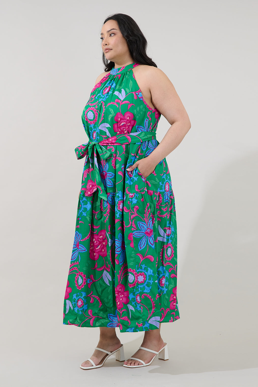 Socoro Sleeveless Halter Midi Dress Cabina Floral Curve