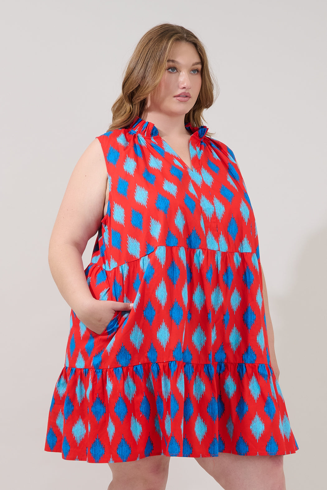 Gemmely Shift Mini Dress Abstract Curve