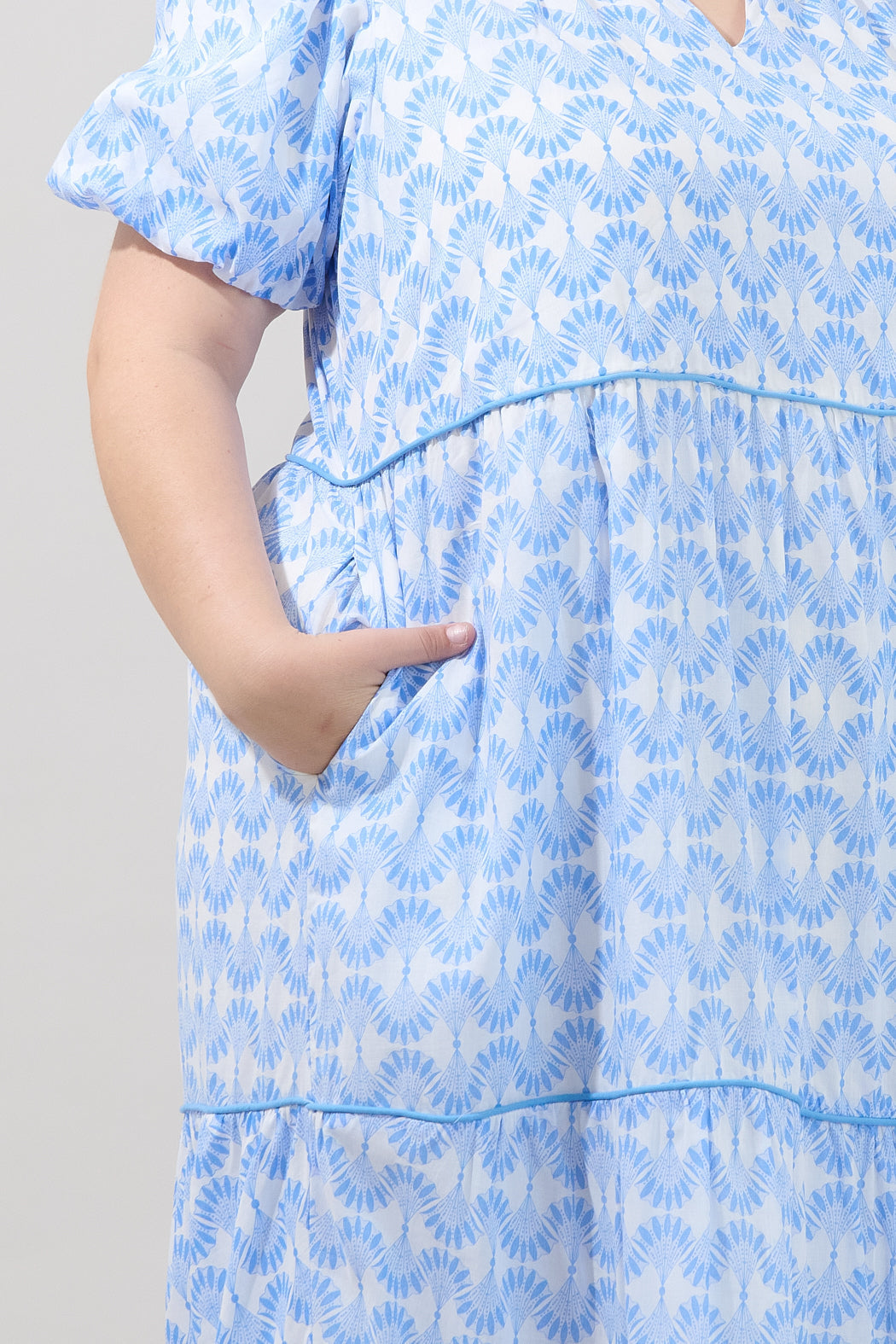Renley Tiered Maxi Dress Mosaic Curve