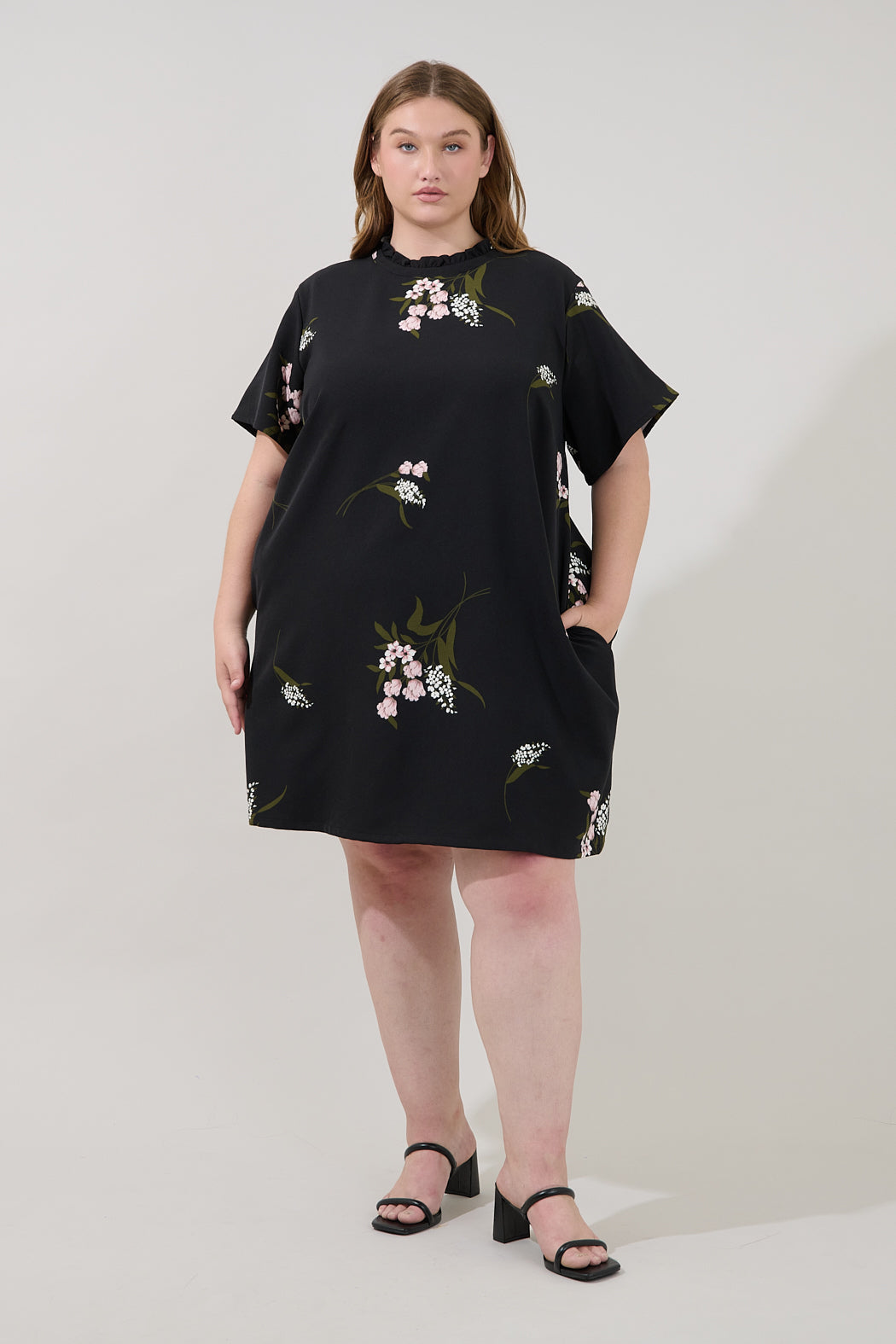 Rickie Shift Mini Dress Floral Curve