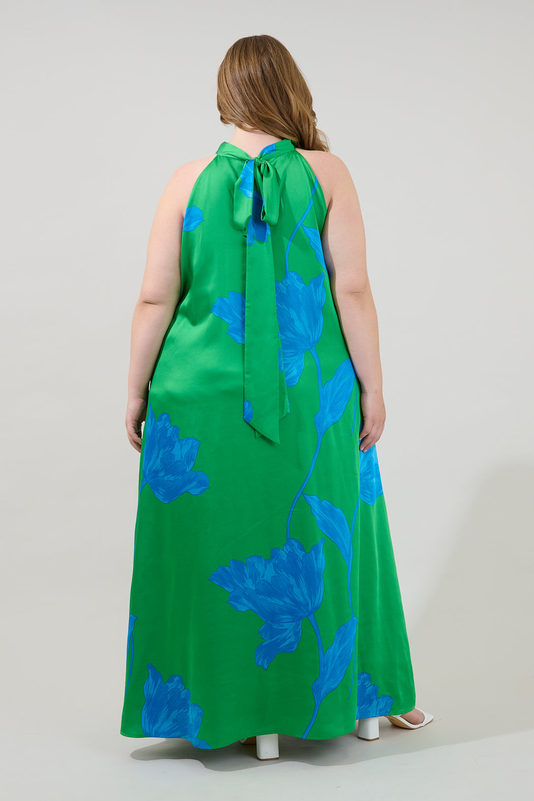 Giantia Halter Maxi Dress Floral Curve