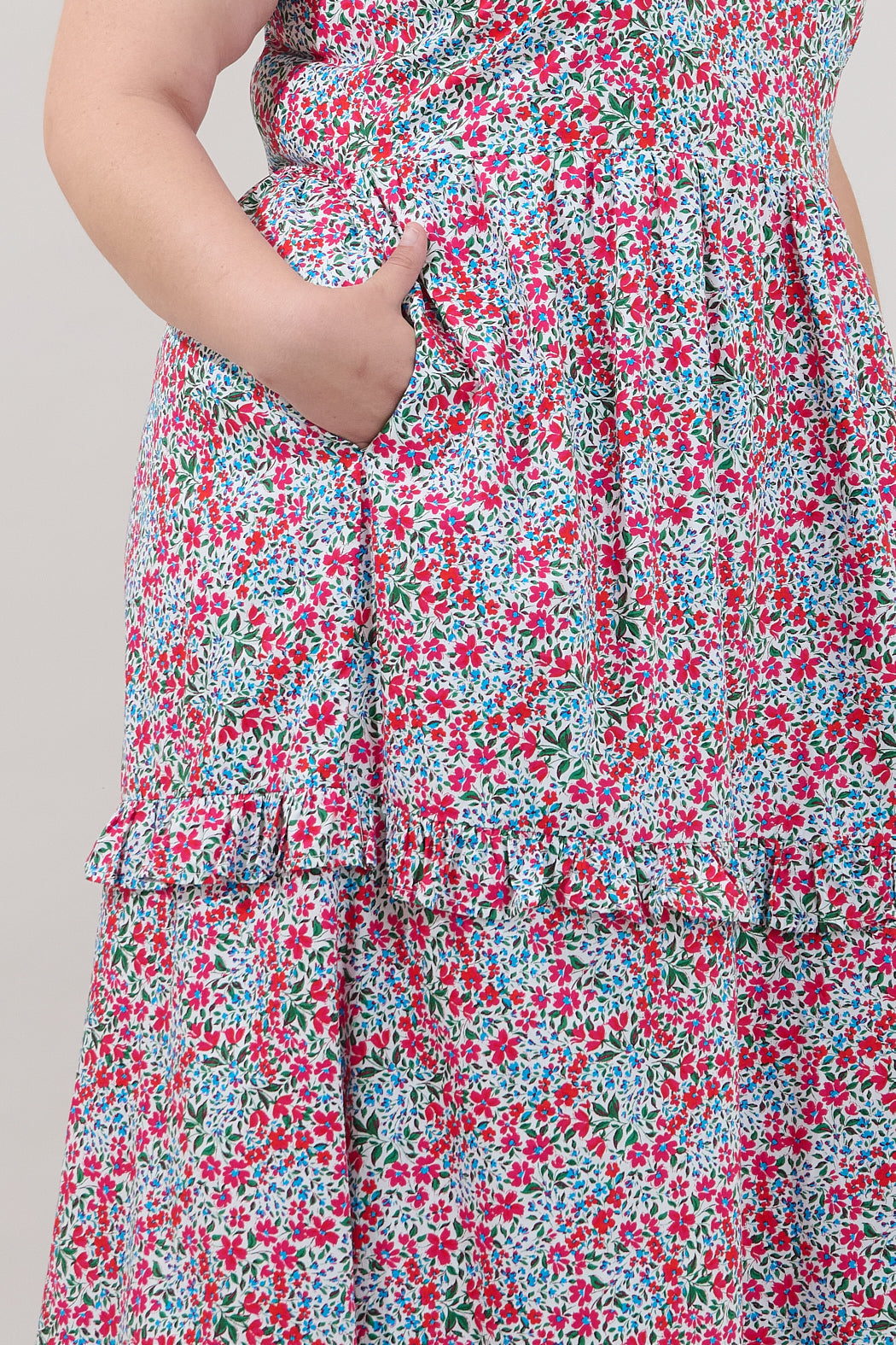 Serenia Ruffle Maxi Dress Floral Curve