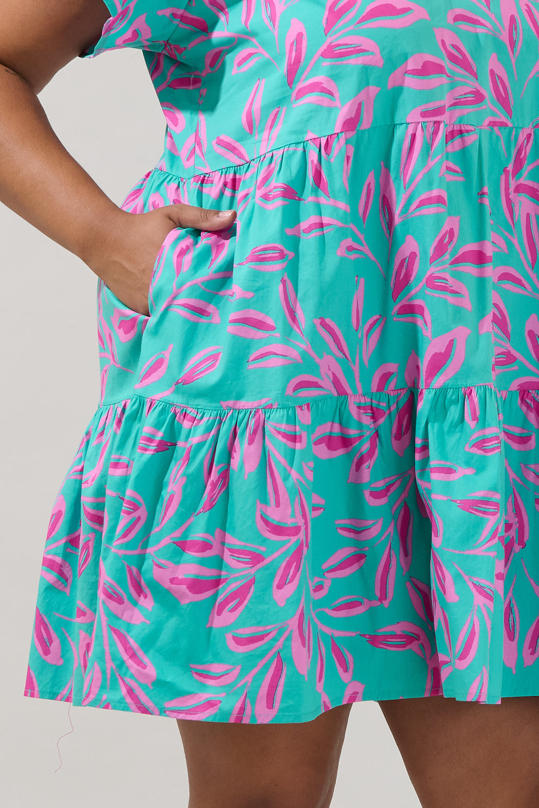 Janelly Poplin Tiered Mini Dress Palmate Curve