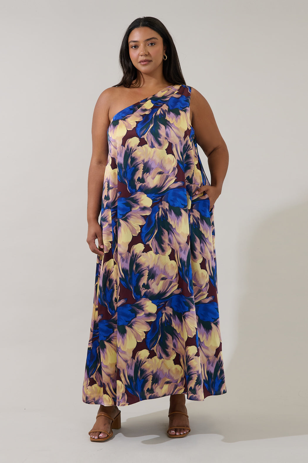 Glena Pleated Maxi Dress Irelia Floral Curve