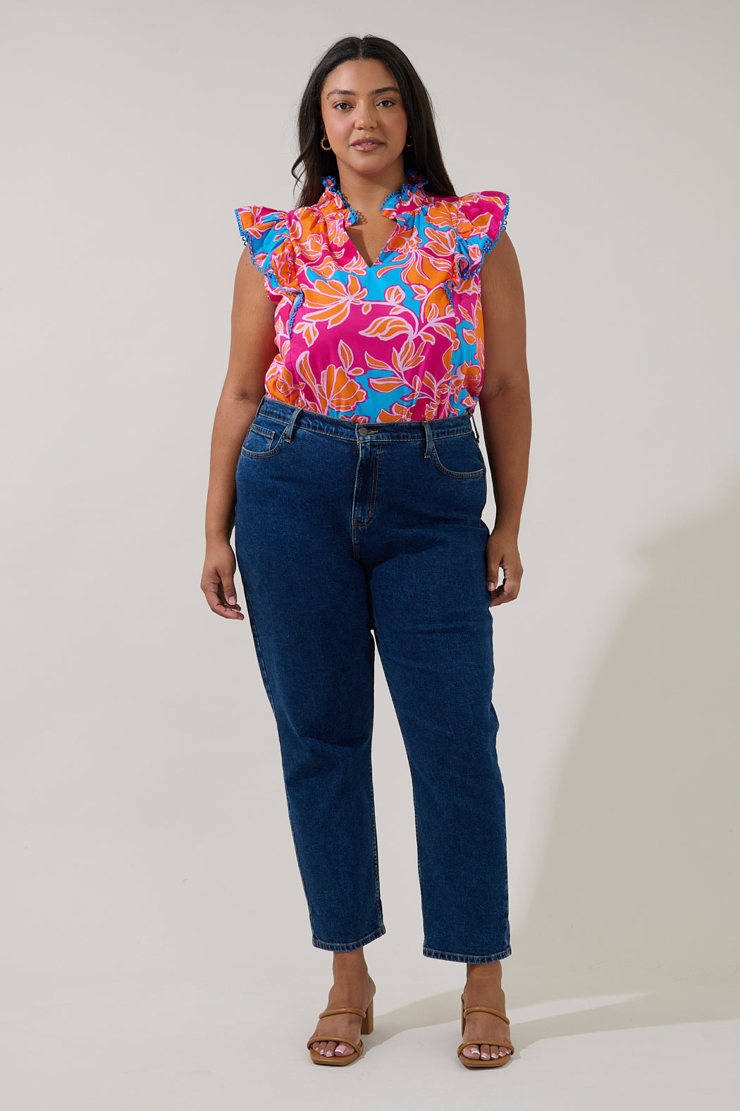Rayen Ruffle Top Dalsia Floral Curve