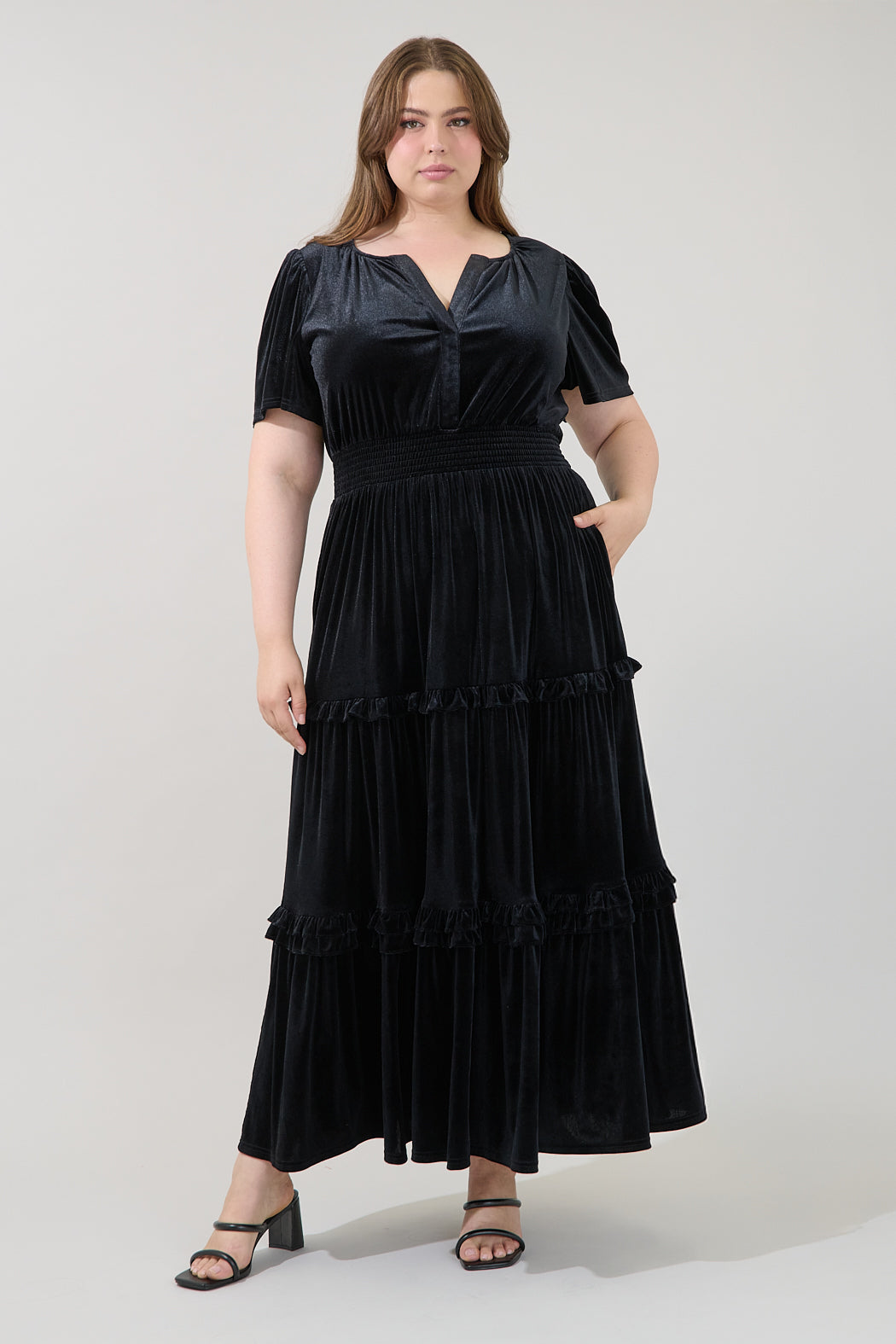 Juliete Velvet Palmer Tiered Maxi Dress Curve