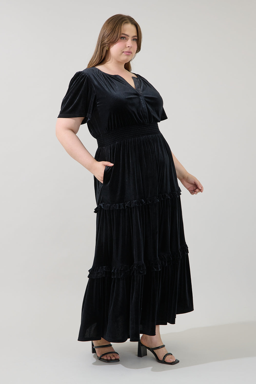 Juliete Velvet Palmer Tiered Maxi Dress Curve