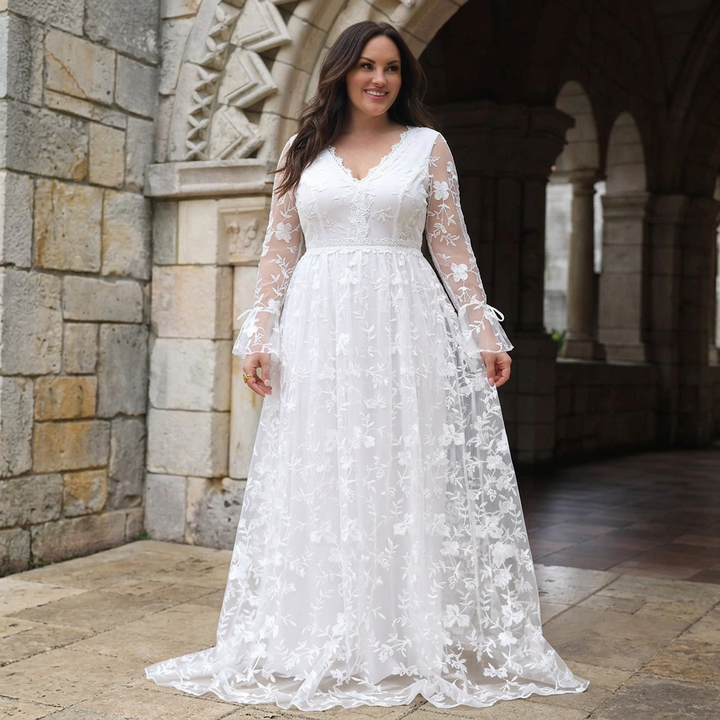 Savannah | Floral Lace Long Sleeve V-Neck Maxi Gown