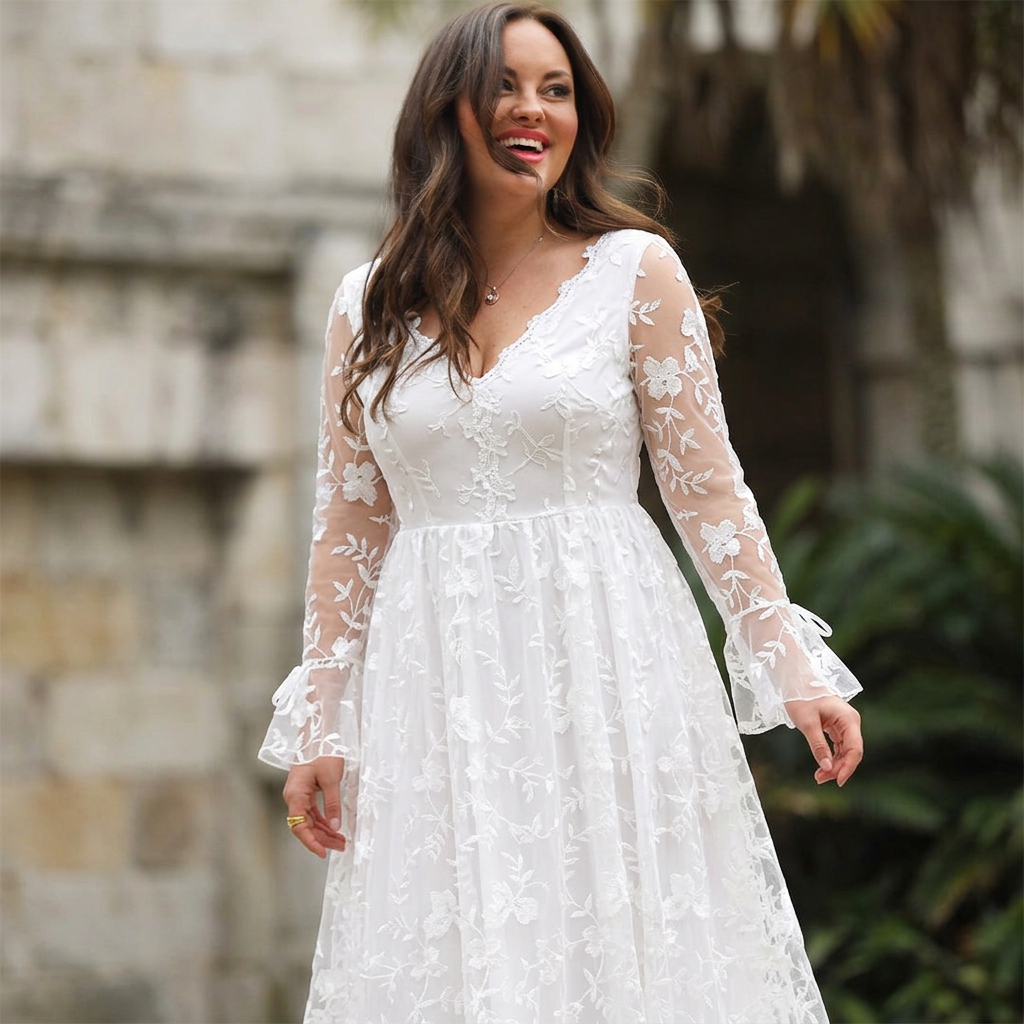 Savannah | Floral Lace Long Sleeve V-Neck Maxi Gown