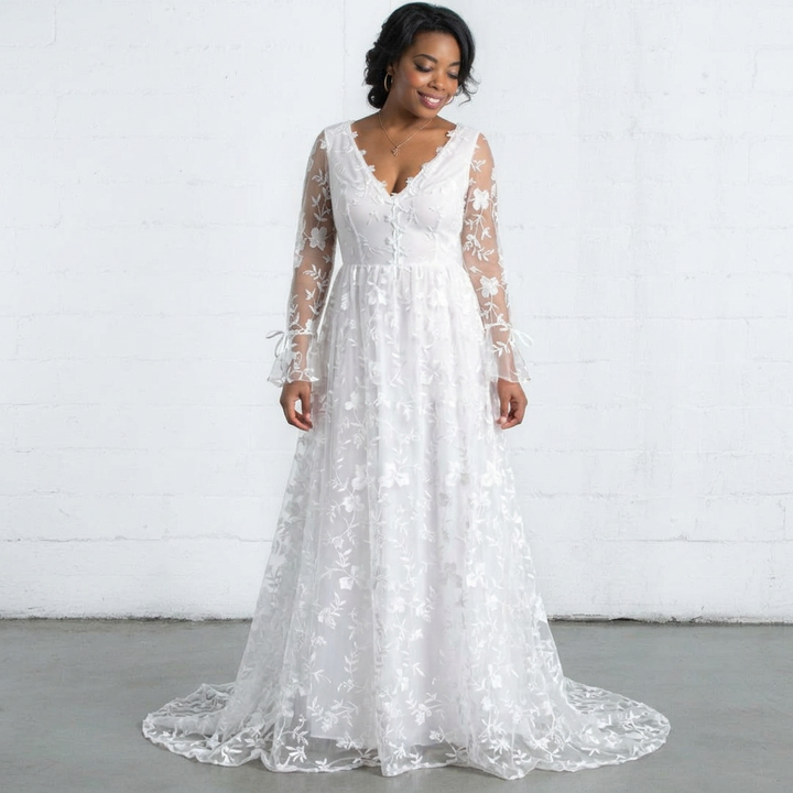 Savannah | Floral Lace Long Sleeve V-Neck Maxi Gown