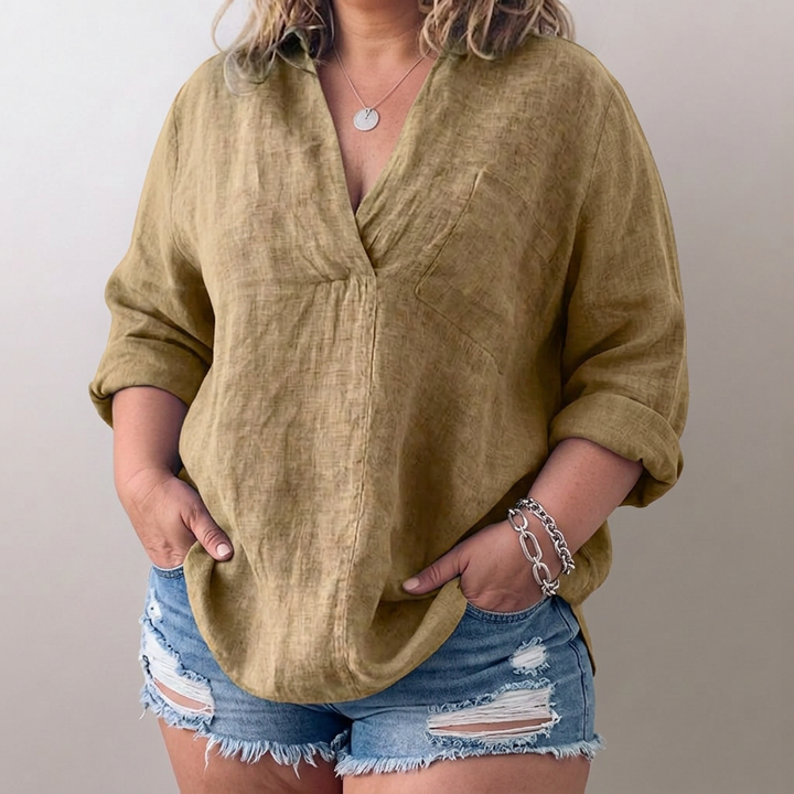 LorieComfortable long-sleeved shirt with V-neck